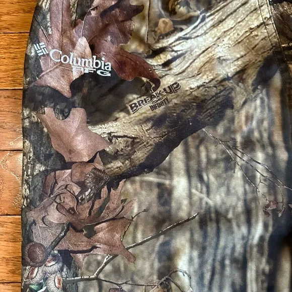 Columbia camo board shorts size 32 - Picture 7 of 7